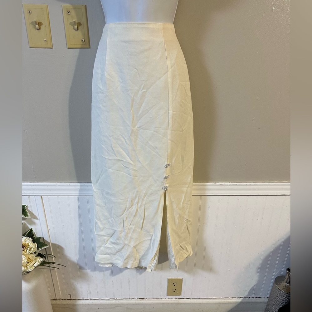 Studio C Cream Pencil Skirt